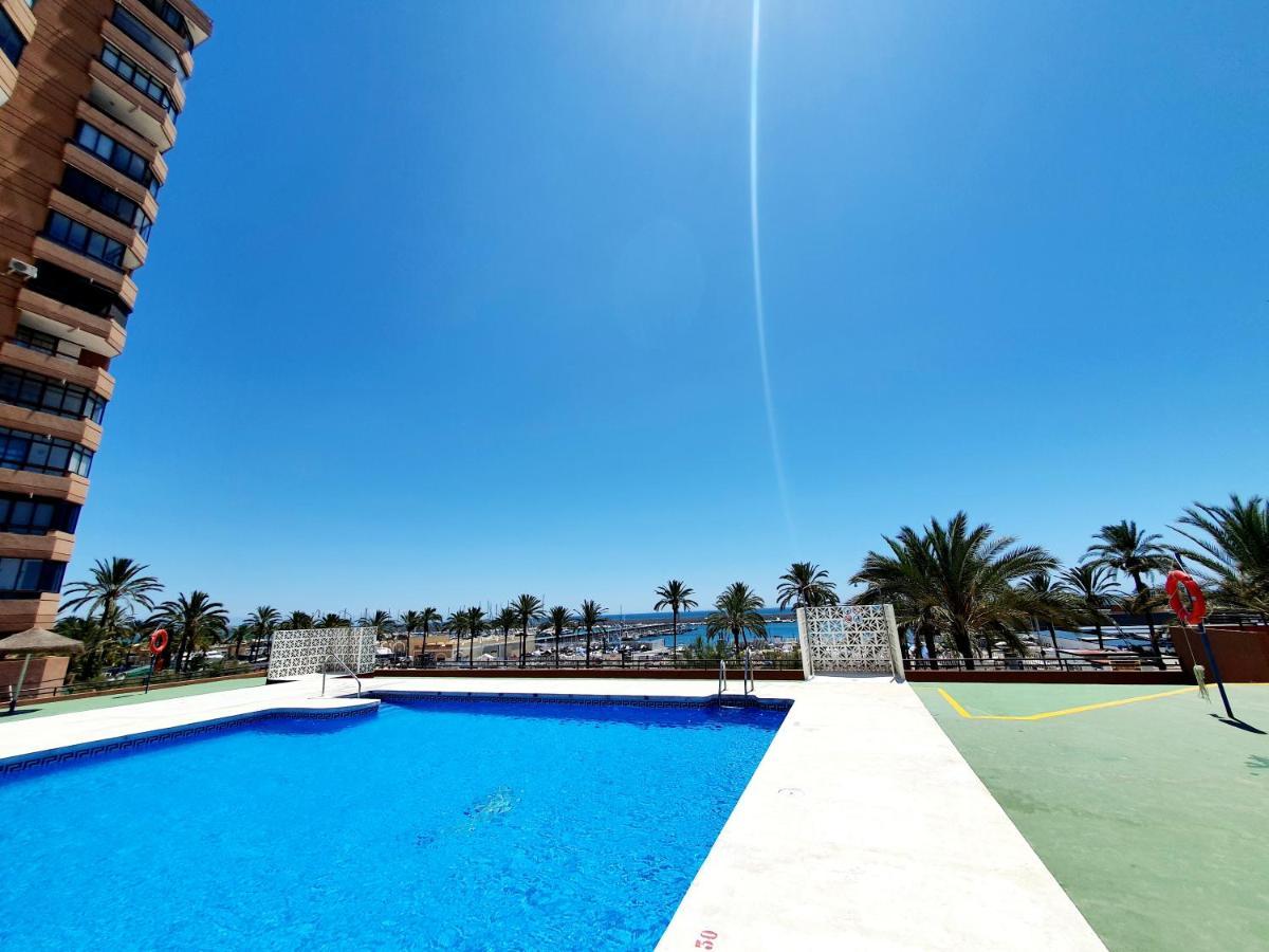Marina Tower Appartement Fuengirola Buitenkant foto