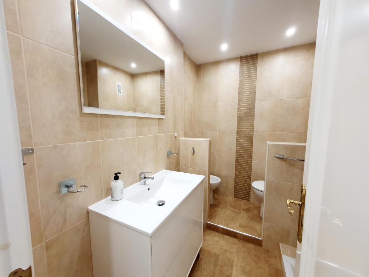 Marina Tower Appartement Fuengirola Buitenkant foto